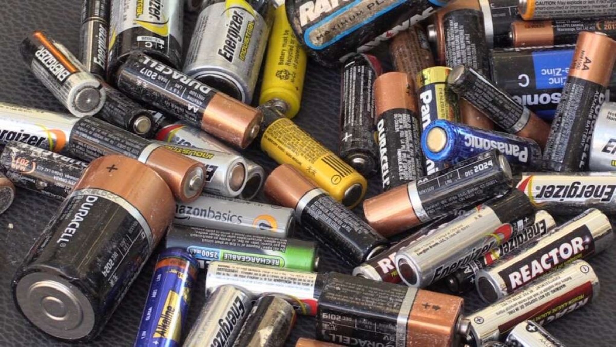 Disposal of Used Batteries - DataFileHost