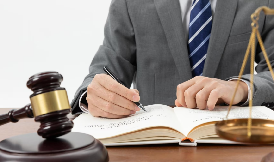 How to Choose the Best Law Firm