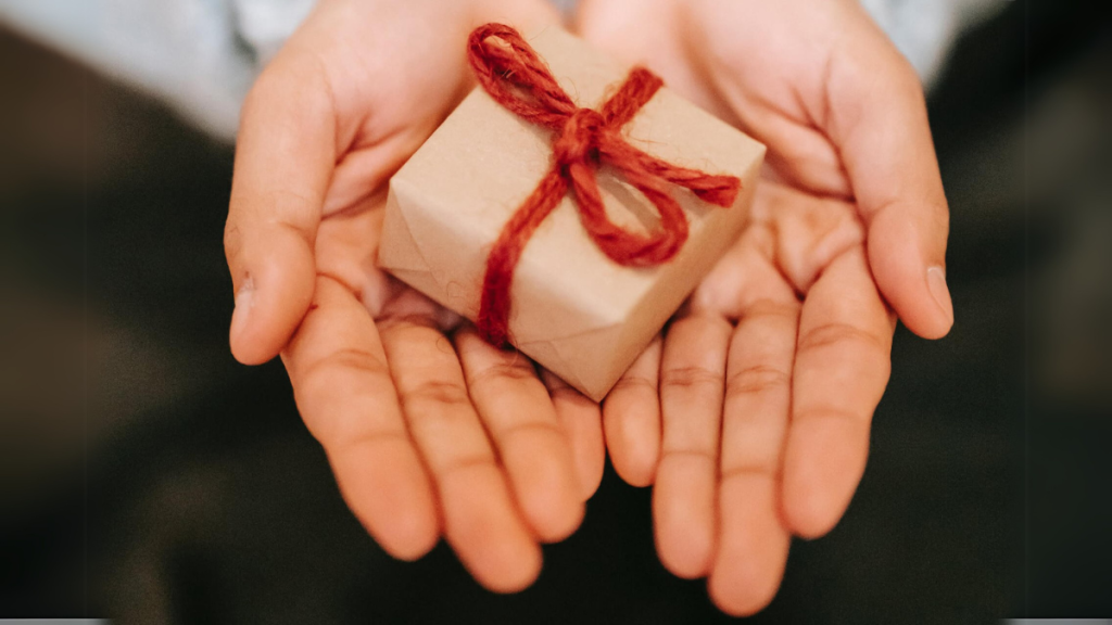 What Makes a Gift Memorable? 5 Key Factors to Consider