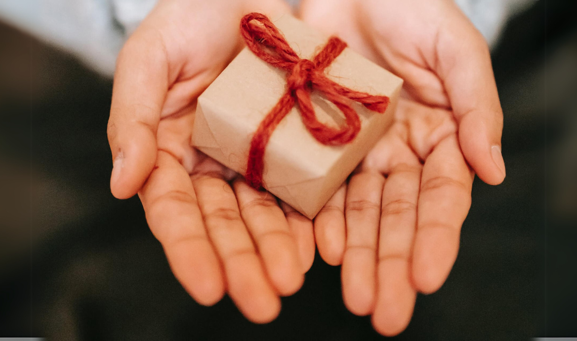 What Makes a Gift Memorable? 5 Key Factors to Consider