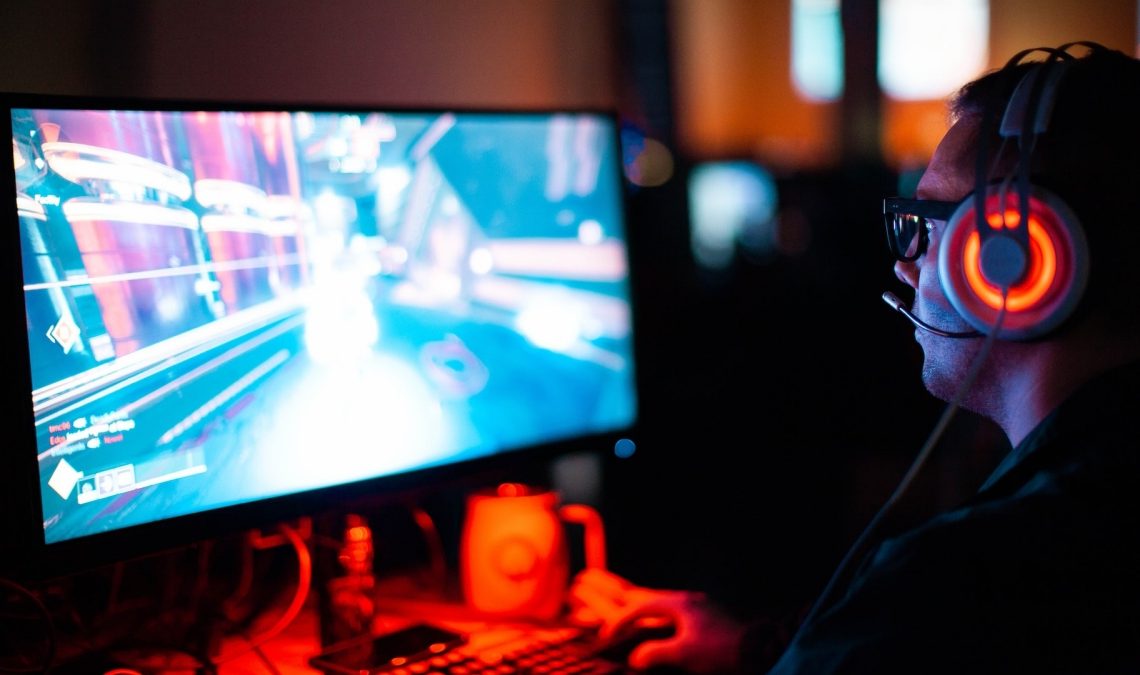 How to Play Online Games Like a Pro Tips and Tricks